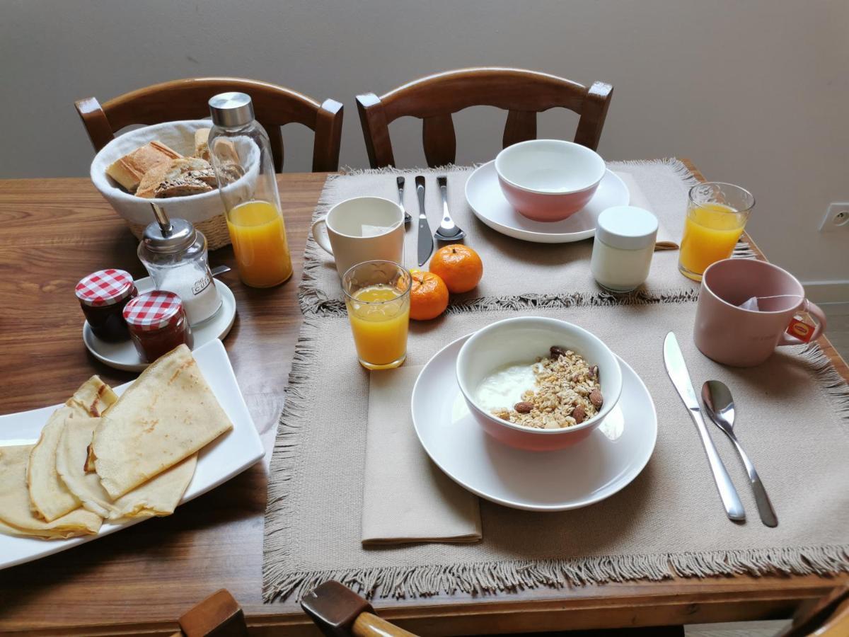 Les Lits De L'Arz Bed and Breakfast Malansac Εξωτερικό φωτογραφία