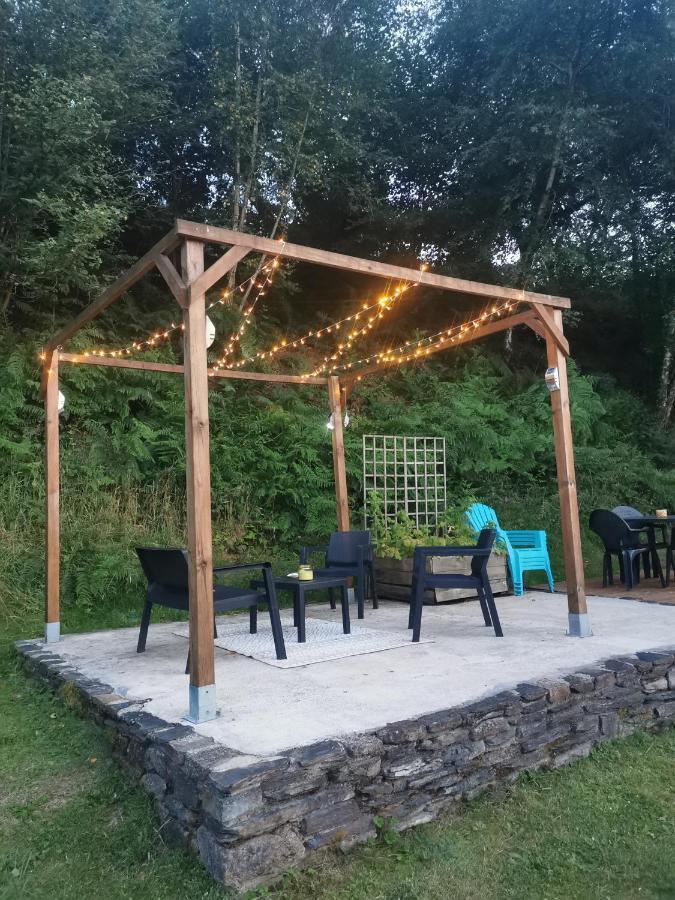 Les Lits De L'Arz Bed and Breakfast Malansac Εξωτερικό φωτογραφία